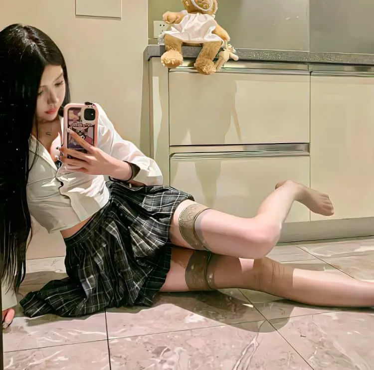 警匪动作爽片《老手》高清在线：刑警黄政民暴打财阀少爷刘亚仁，大快人心