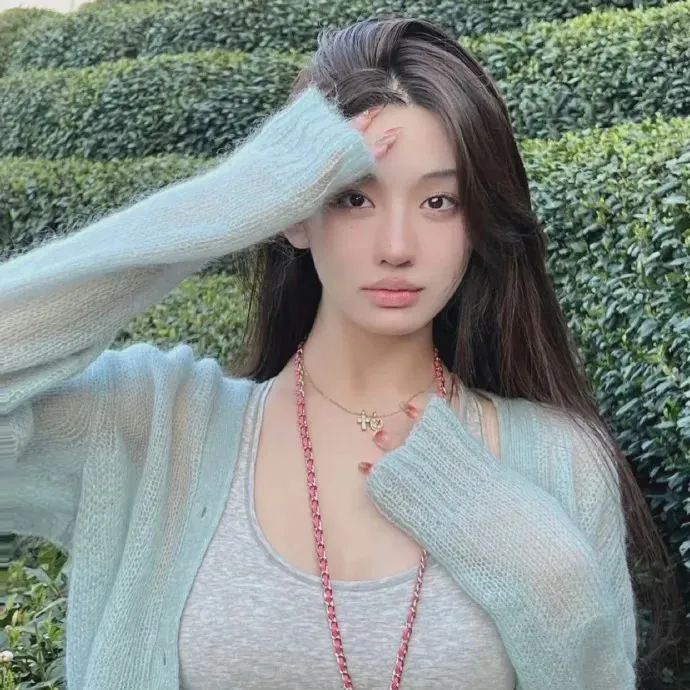 悬疑动画神作《未麻的部屋》今敏烧脑经典：偶像转型背后的精神分裂，影响无数好莱坞大片